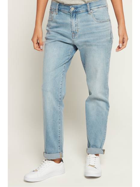 Mid Rise Soft Wear Girlfriend Jeans With Washwell&#153